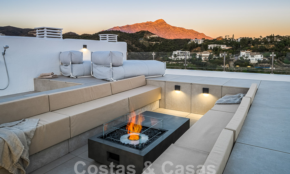 Luxueus gerenoveerd penthouse te koop met ruim terras in La Quinta golfresort, Benahavis - Marbella 53829