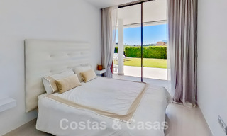 Modern tuinappartement te koop met 3 slaapkamers in golfresort op de New Golden Mile tussen Marbella en Estepona 53230 