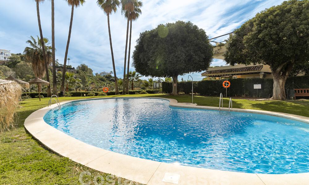 Kwalitatief gerenoveerd appartement te koop met uitzicht op de golfbanen van La Quinta te Benahavis - Marbella 54348