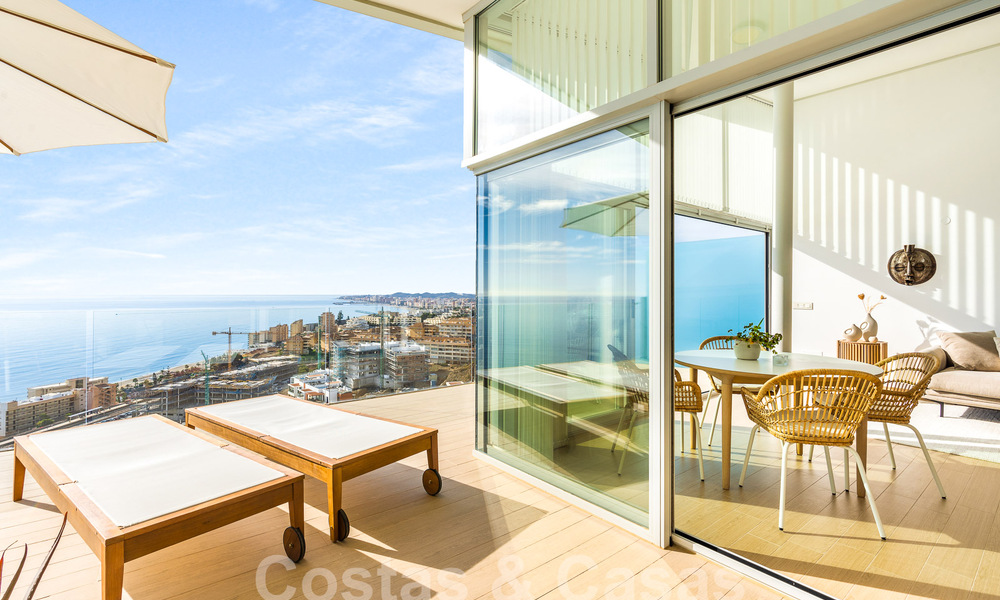 Uitmuntend en modern penthouse te koop met open zeezicht en op wandelafstand van het strand in Fuengirola - Benalmadena, Costa del Sol 54276
