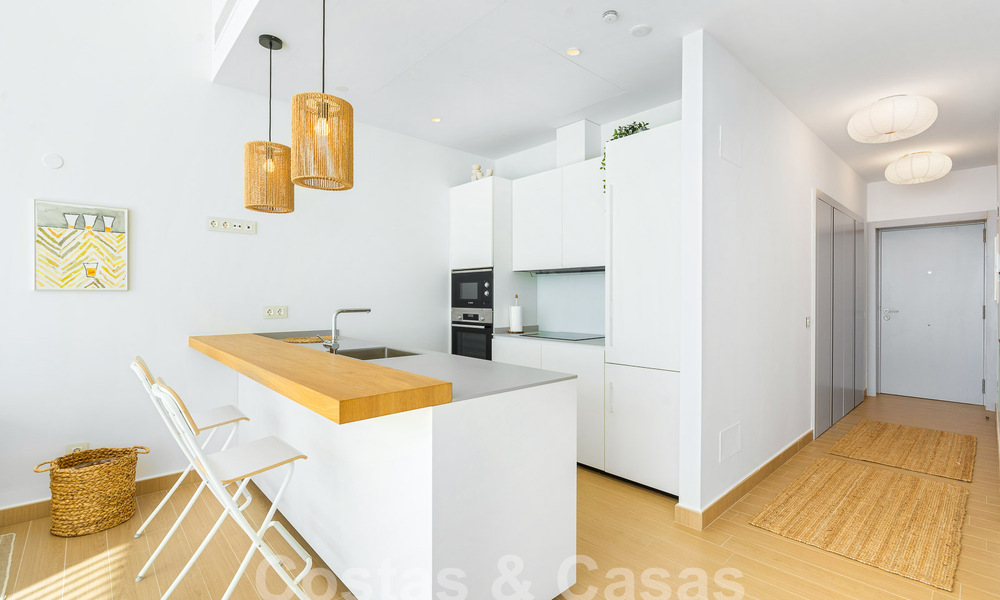 Uitmuntend en modern penthouse te koop met open zeezicht en op wandelafstand van het strand in Fuengirola - Benalmadena, Costa del Sol 54279