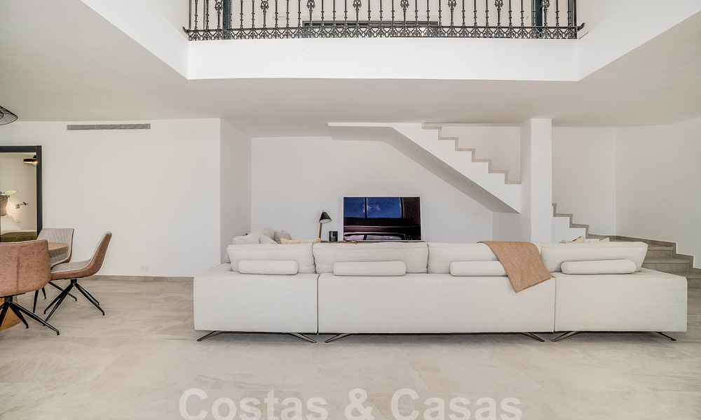 Mediterrane luxevilla te koop met een modernistische uitstraling in Benahavis - Marbella 53097