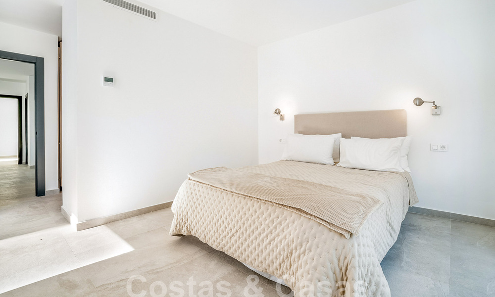 Mediterrane luxevilla te koop met een modernistische uitstraling in Benahavis - Marbella 53099