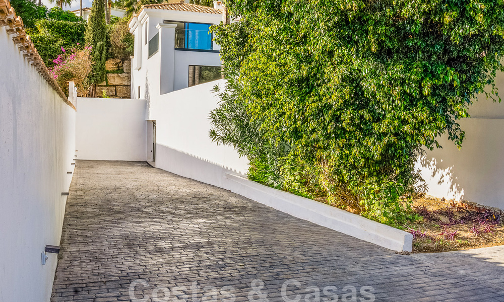 Mediterrane luxevilla te koop met een modernistische uitstraling in Benahavis - Marbella 53115
