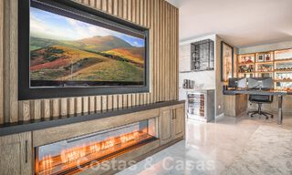 Mondain luxe appartement te koop, in Marina Puente Romano op de Golden Mile van Marbella 53762 