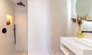 Charmant luxe appartement te koop met panoramisch uitzicht, op wandelafstand van Puerto Banus in Nueva Andalucia, Marbella 54388 