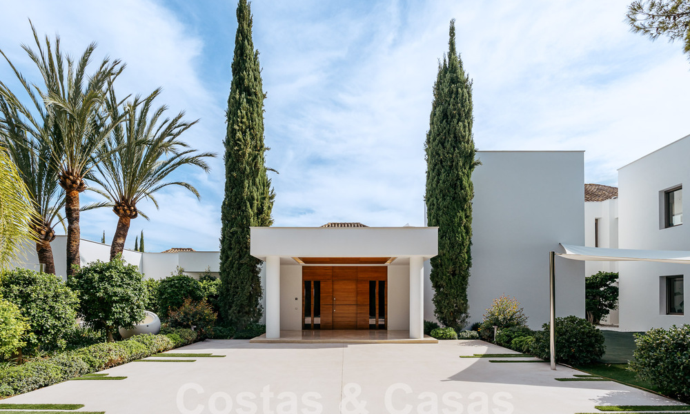 Majestueus landgoed te koop in een Mediterrane stijl in een gated villawijk van Sierra Blanca op de Golden Mile van Marbella 53719