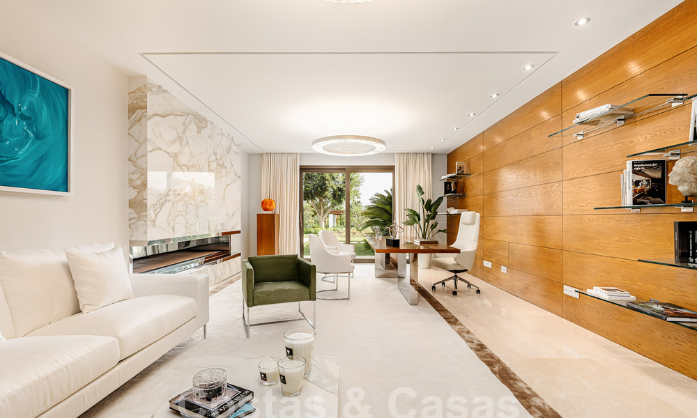 Majestueus landgoed te koop in een Mediterrane stijl in een gated villawijk van Sierra Blanca op de Golden Mile van Marbella 53722