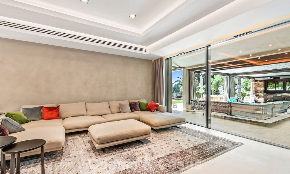 Rustieke luxevilla te koop met een verwarmd privézwembad en eigentijds interieur ten oosten van Marbella centrum 786359