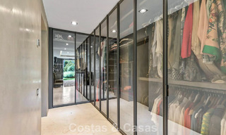 Rustieke luxevilla te koop met een verwarmd privézwembad en eigentijds interieur ten oosten van Marbella centrum 786364 