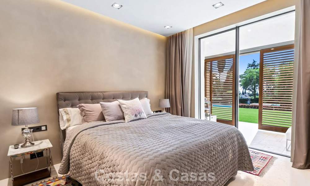 Rustieke luxevilla te koop met een verwarmd privézwembad en eigentijds interieur ten oosten van Marbella centrum 786378
