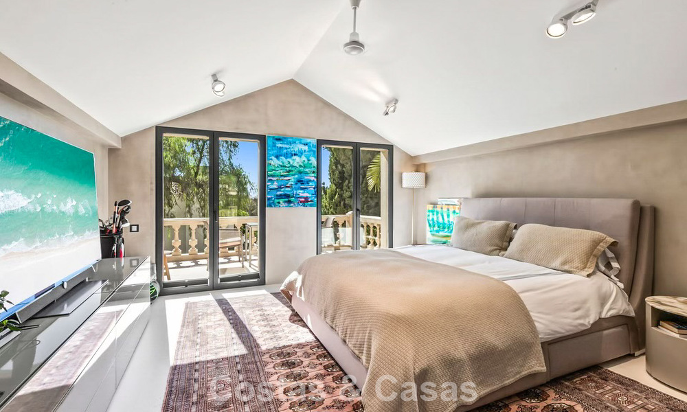 Rustieke luxevilla te koop met een verwarmd privézwembad en eigentijds interieur ten oosten van Marbella centrum 786381