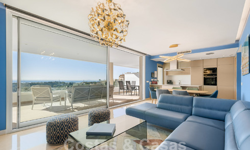 Instapklaar appartement te koop met weids uitzicht op de vallei en de zee in het exclusieve Marbella - Benahavis 55036