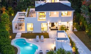 Eigentijds gerenoveerde luxevilla te koop in het hart van Nueva Andalucia’s golfvallei, Marbella 54816 