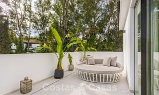Eigentijds gerenoveerde luxevilla te koop in het hart van Nueva Andalucia’s golfvallei, Marbella 61998 