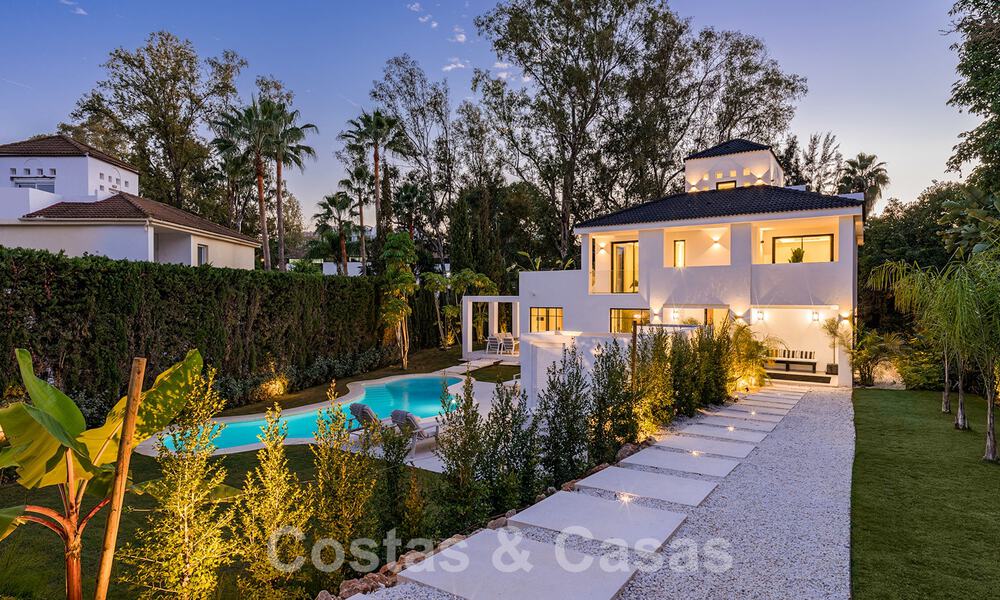 Eigentijds gerenoveerde luxevilla te koop in het hart van Nueva Andalucia’s golfvallei, Marbella 62023