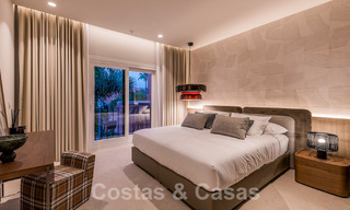 Uniek luxueus penthouse te koop, eerstelijnsstrand op de New Golden Mile tussen Marbella en Estepona centrum 54221 