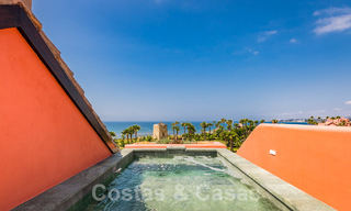 Uniek luxueus penthouse te koop, eerstelijnsstrand op de New Golden Mile tussen Marbella en Estepona centrum 54224 
