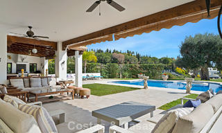 Statige luxe mansion in Andalusische stijl met zeezicht in de golfvallei van Nueva Andalucia, Marbella 779201 