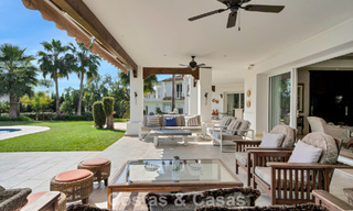 Statige luxe mansion in Andalusische stijl met zeezicht in de golfvallei van Nueva Andalucia, Marbella 779212 