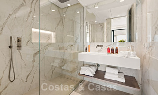 Nieuwe, modernistische designervilla te koop met uitzicht op de golfbaan in een golfresort, Marbella - Benahavis 55498 