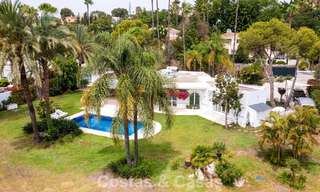 Stijlvolle, gelijkvloerse villa te koop op loopafstand van het strand op de New Golden Mile tussen Marbella en Estepona 56517 