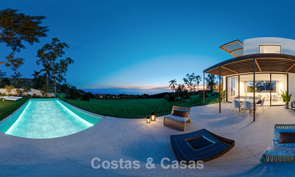 Modieuze villa op plan te koop met panoramisch uitzicht op zee in Mijas, Costa del Sol 56268
