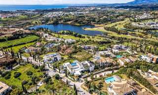 Modernistische luxevilla te koop met zeezicht in vijfsterren golfresort te Marbella - Benahavis 56760 