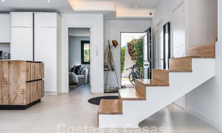 Prachtige, halfvrijstaande luxe woning te koop met privézwembad, op loopafstand van het strand en centrum van San Pedro, Marbella 56772 