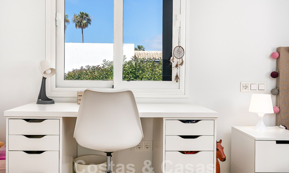 Prachtige, halfvrijstaande luxe woning te koop met privézwembad, op loopafstand van het strand en centrum van San Pedro, Marbella 56791