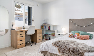 Prachtige, halfvrijstaande luxe woning te koop met privézwembad, op loopafstand van het strand en centrum van San Pedro, Marbella 56805 