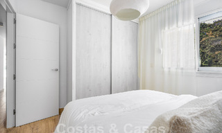 Sfeervolle luxevilla in Ibiza-stijl te koop, dicht bij alle voorzieningen van Nueva Andalucia, Marbella 56932 