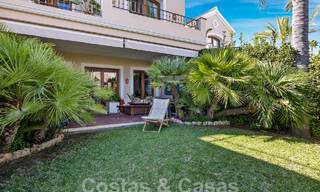 Ruim rijhuis te koop met 4 slaapkamers en zeezicht, in een gated complex op de New Golden Mile tussen Marbella en Estepona 57097 