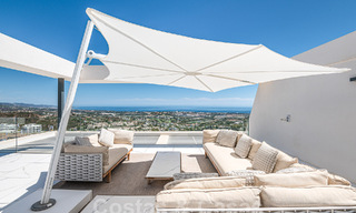 Eersteklas penthouse te koop met privézwembad en panoramisch zeezicht in de heuvels van Marbella - Benahavis 58450 