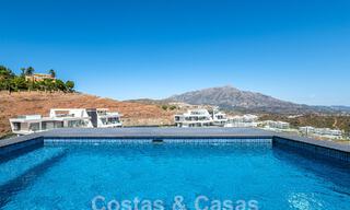 Eersteklas penthouse te koop met privézwembad en panoramisch zeezicht in de heuvels van Marbella - Benahavis 58456 