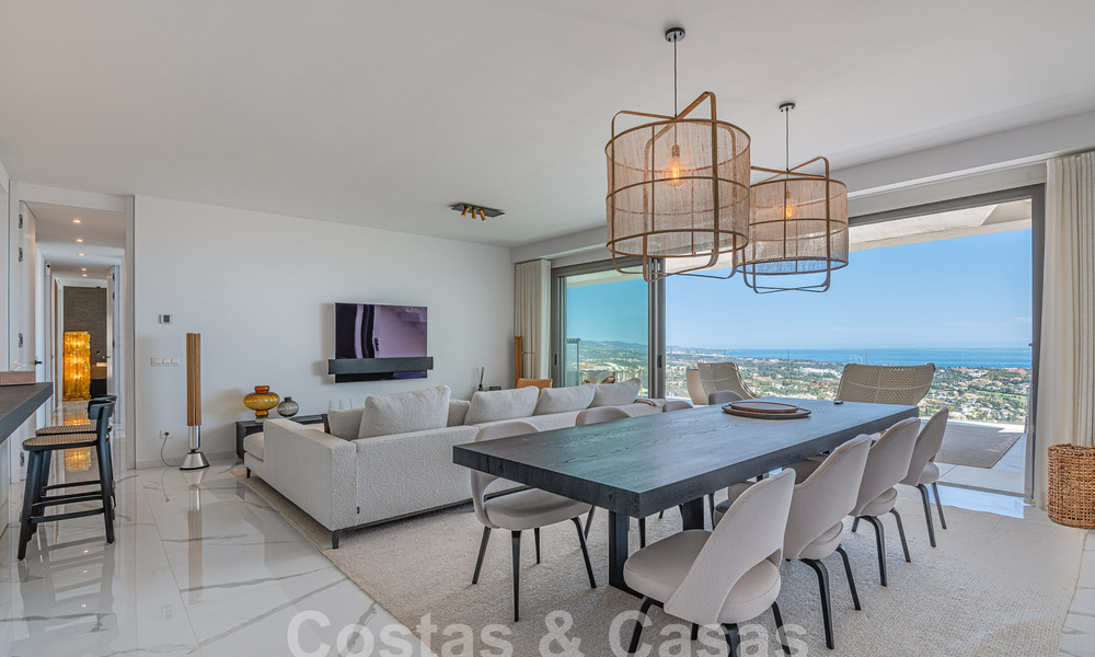 Eersteklas penthouse te koop met privézwembad en panoramisch zeezicht in de heuvels van Marbella - Benahavis 58473