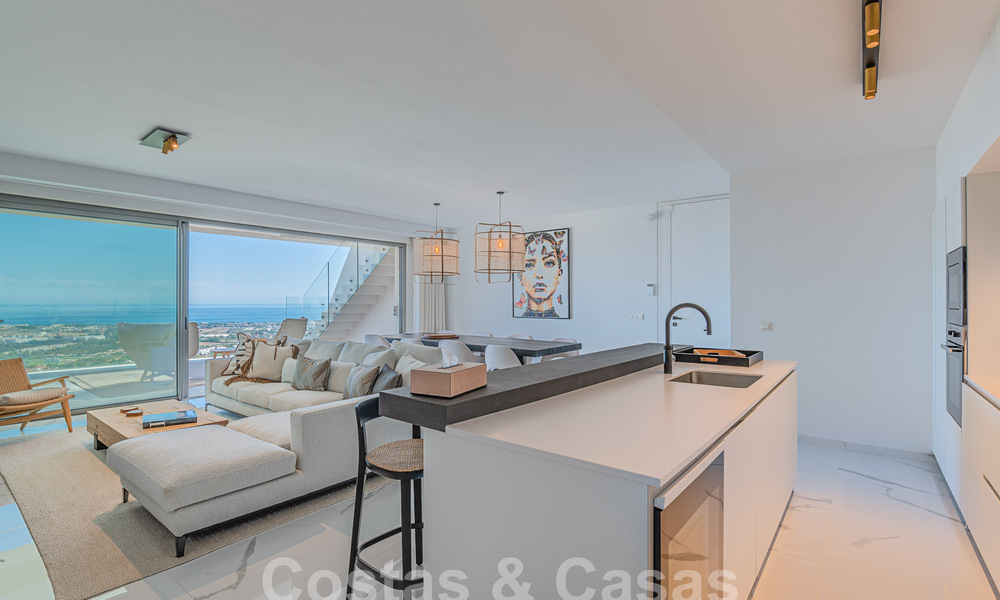 Eersteklas penthouse te koop met privézwembad en panoramisch zeezicht in de heuvels van Marbella - Benahavis 58477