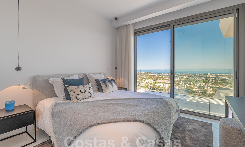 Eersteklas penthouse te koop met privézwembad en panoramisch zeezicht in de heuvels van Marbella - Benahavis 58485