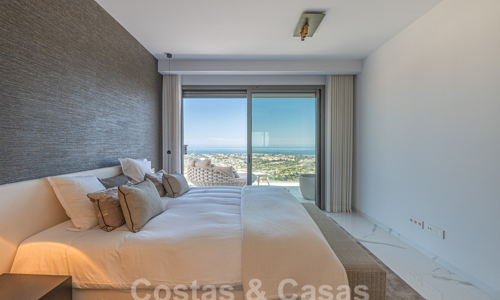 Eersteklas penthouse te koop met privézwembad en panoramisch zeezicht in de heuvels van Marbella - Benahavis 58487