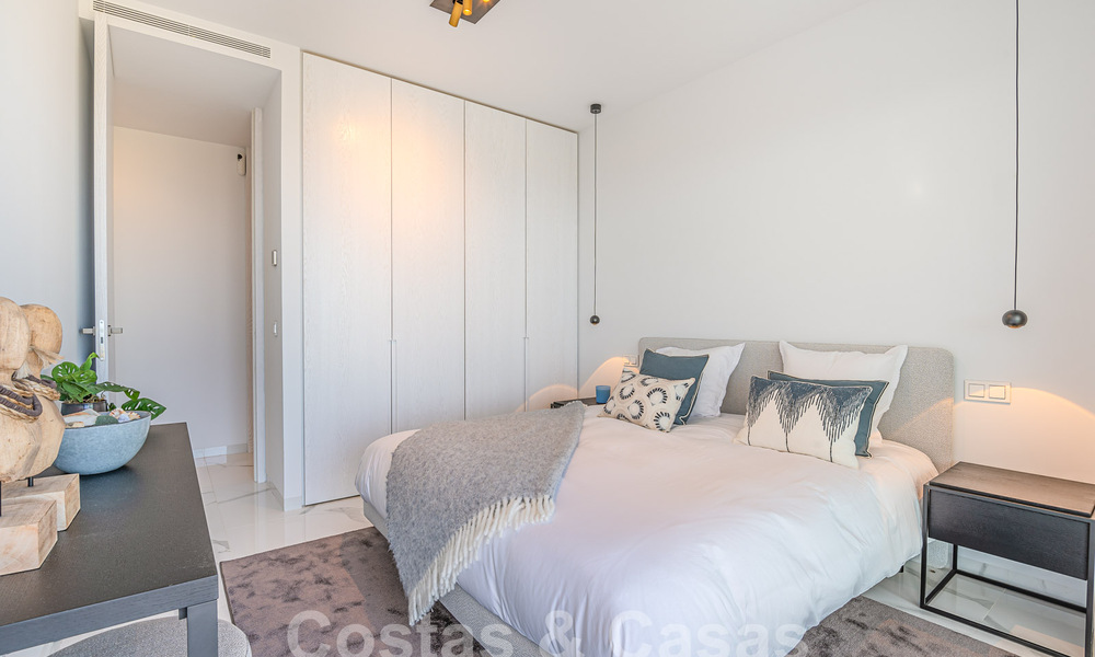 Eersteklas penthouse te koop met privézwembad en panoramisch zeezicht in de heuvels van Marbella - Benahavis 58495