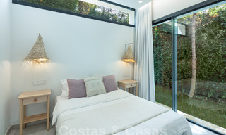 Moderne villa te koop in een gated urbanisatie op de New Golden Mile tussen Marbella en Estepona 57836 