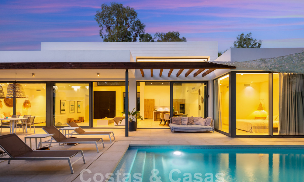 Moderne villa te koop in een gated urbanisatie op de New Golden Mile tussen Marbella en Estepona 57858