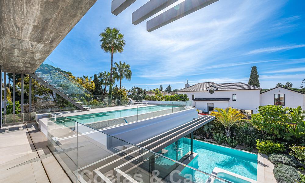 Geavanceerde designervilla met 2 zwembaden te koop, op loopafstand van het strand, Marbella centrum en alle voorzieningen 58541