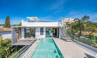 Geavanceerde designervilla met 2 zwembaden te koop, op loopafstand van het strand, Marbella centrum en alle voorzieningen 58542 