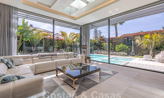 Geavanceerde designervilla met 2 zwembaden te koop, op loopafstand van het strand, Marbella centrum en alle voorzieningen 58556 