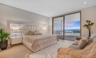 Eersteklas, luxe appartement te koop met schitterend uitzicht op zee, golf en berglandschap in Marbella - Benahavis 58428 