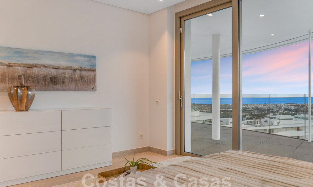 Eersteklas, luxe appartement te koop met schitterend uitzicht op zee, golf en berglandschap in Marbella - Benahavis 58433