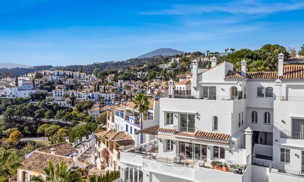 Penthouse te koop met panoramisch zeezicht in de heuvels van Marbella - Benahavis 67394