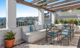 Penthouse te koop met panoramisch zeezicht in de heuvels van Marbella - Benahavis 67401 