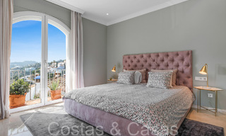 Penthouse te koop met panoramisch zeezicht in de heuvels van Marbella - Benahavis 67415 